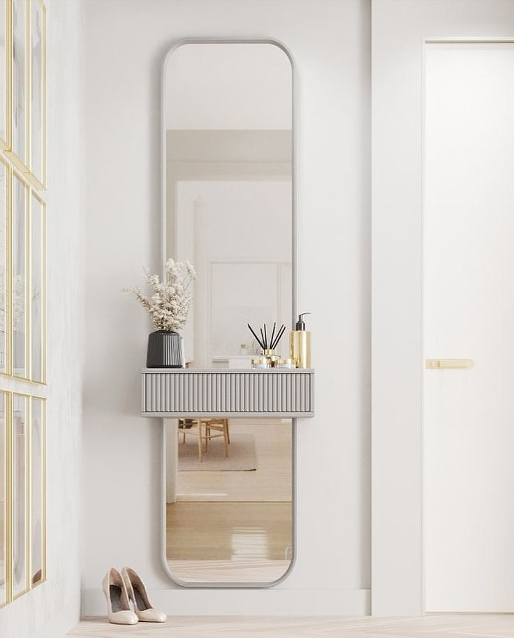 Unique Mirror