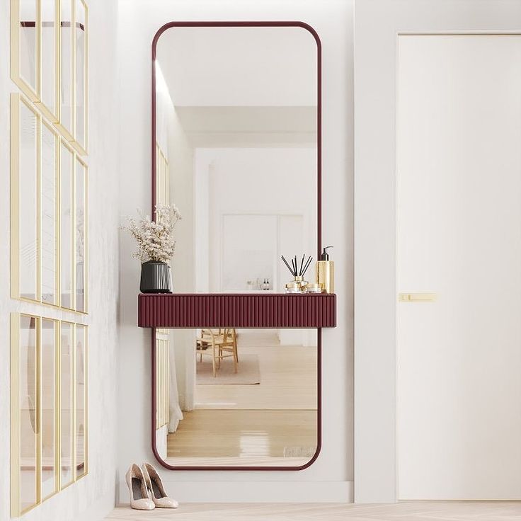 Unique Mirror