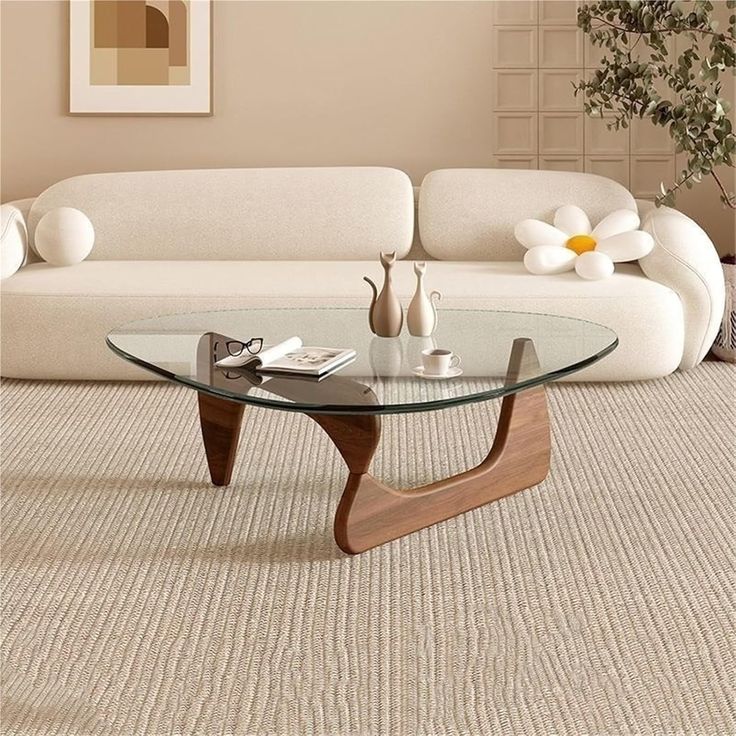 Vera Middle Table