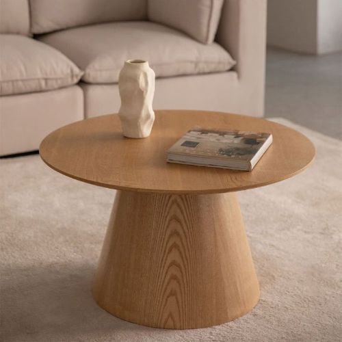 Pivoto Middle Table